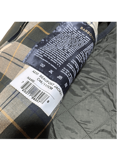 Barbour Talla C 46/ 117 CM + Liner Vest Hombre Talla L (revisar medidas)⚡️