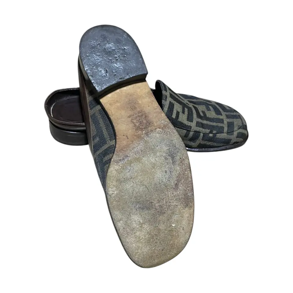 Zapatos Fendi  N°8 5