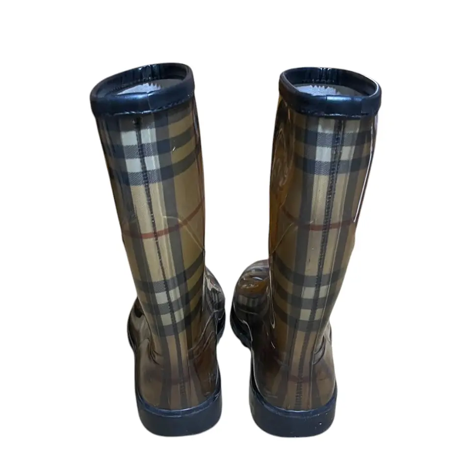 Burberry (Revisar Medidas) 4