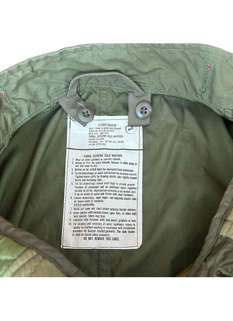 US Militar Cola de Pez Talla XL (Revisar medidas)