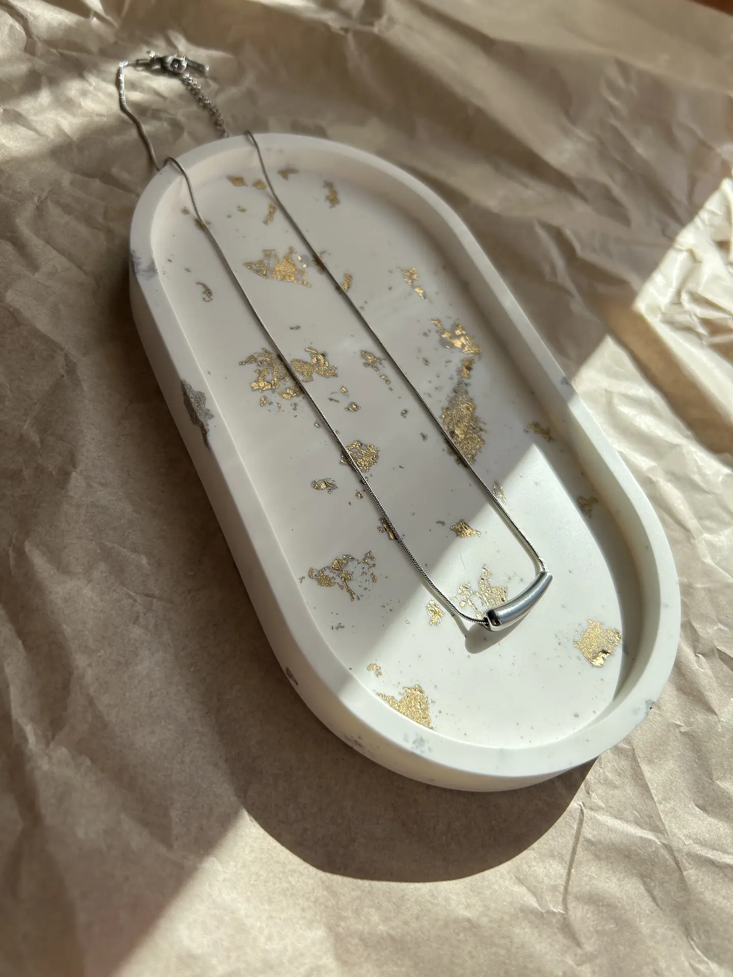  Noma – Colar Prateado Minimalista 1