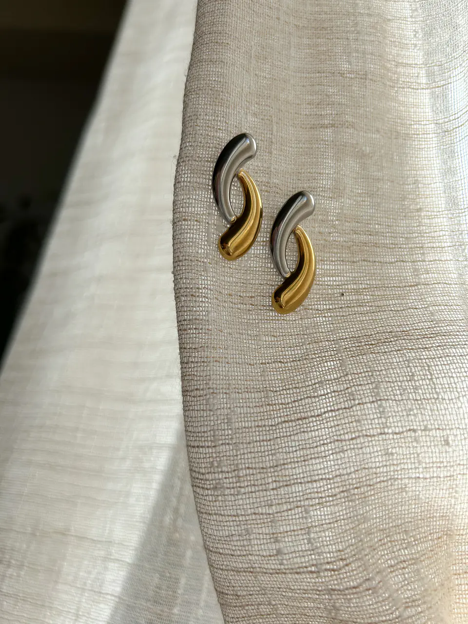 Duo – Brincos Dourado & Prateado 3