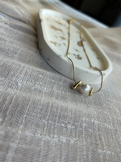 Eixo - Colar Dourado