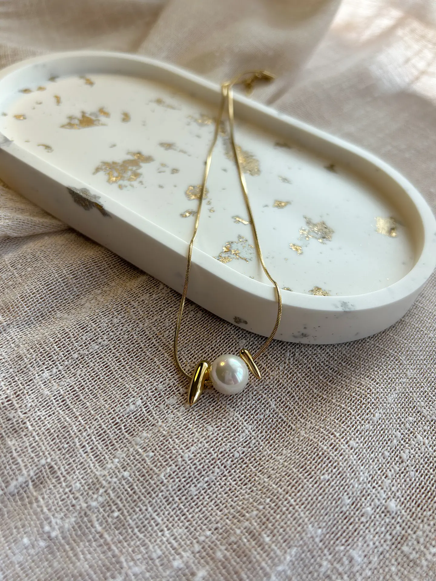 Eixo - Colar Dourado 3