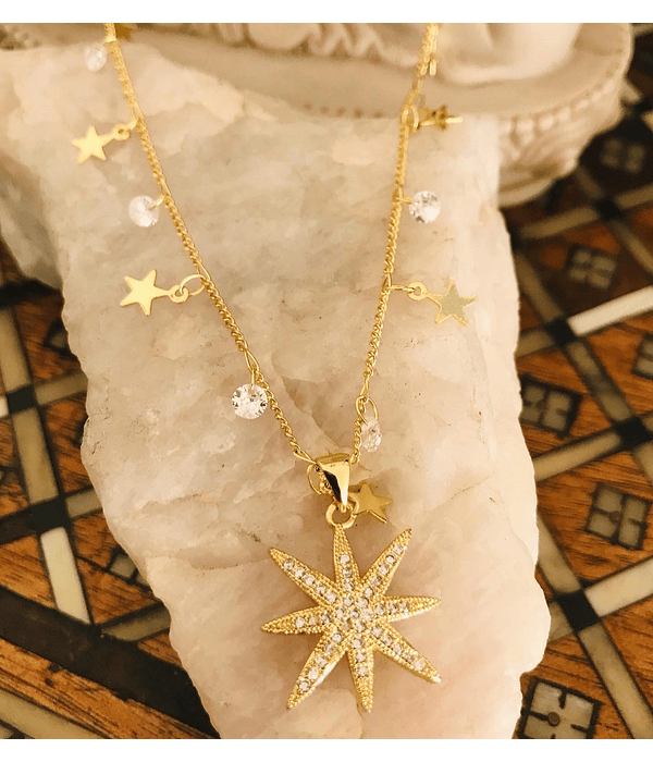 Collar Stars a Lot Gold