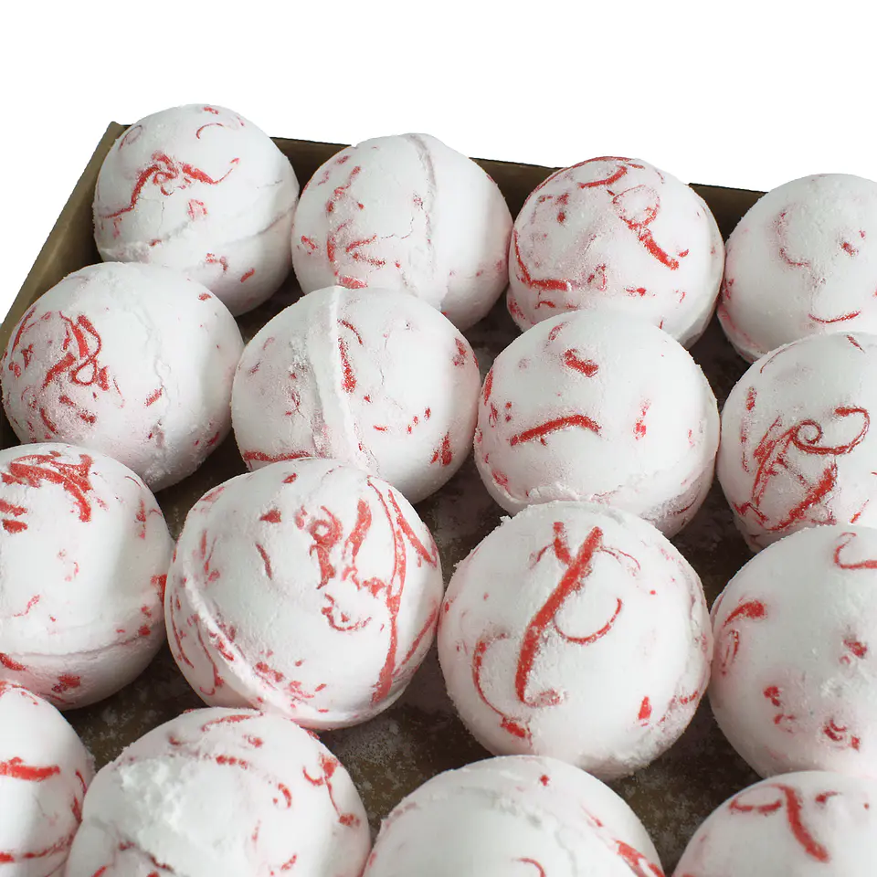 Tropical Paradise Coco Bath Bomb - Strawberry  2