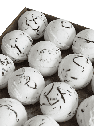 Tropical Paradise Coco Bath Bomb - Dragon Fruit