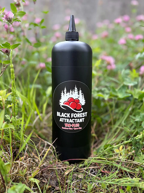 Black Forest Attractant - Tar-Plus