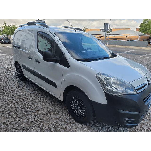 Citroen Berlingo 1.6 100cv 2017 3 lugares - vendido