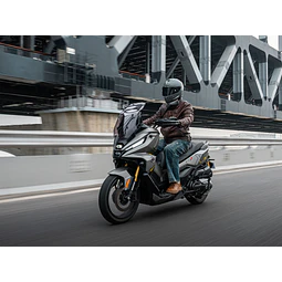 Voge SR450X