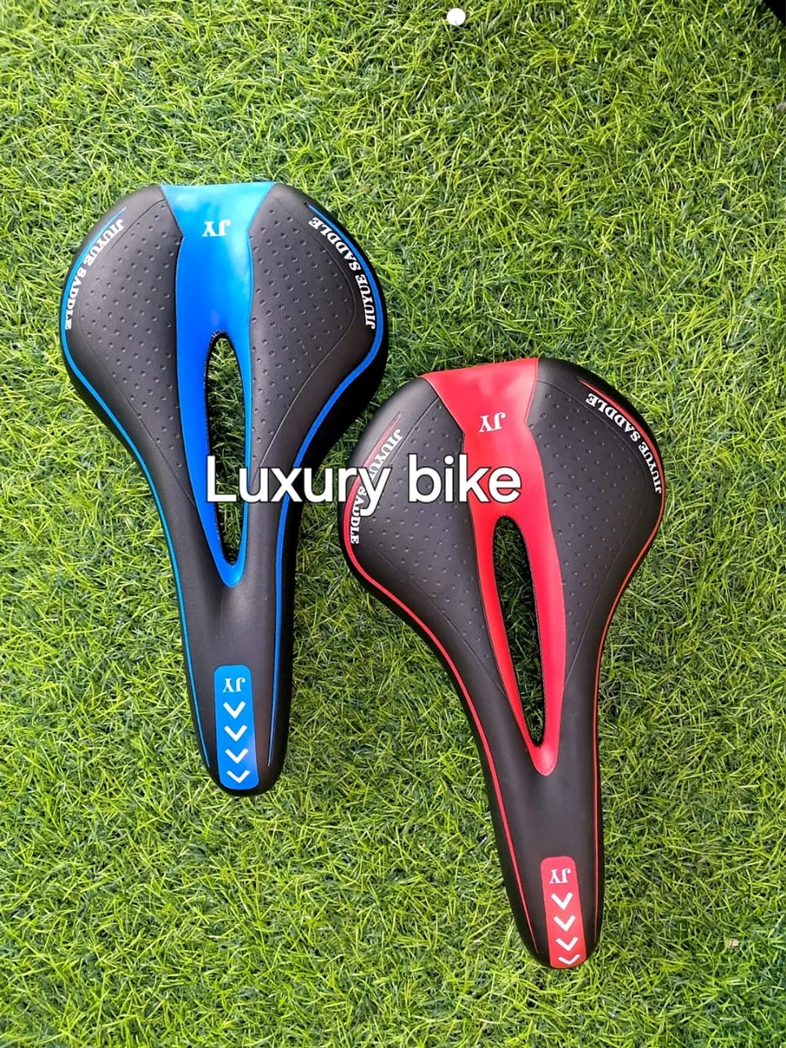 Asiento de bicicleta anti-prostatico Universal , Acolchado, medida 10cm.  1