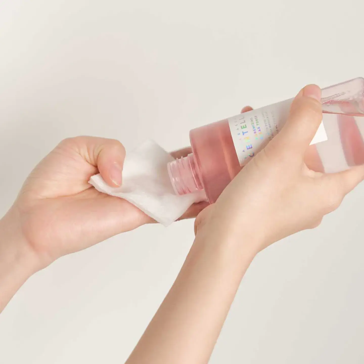 Madagascar Centella Poremizing Clear Toner 210ml 3