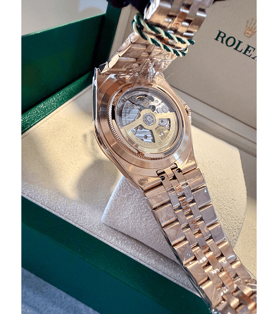Rolex Land-Dweller 7135 BF rose gold Diamond mais caixa 2025