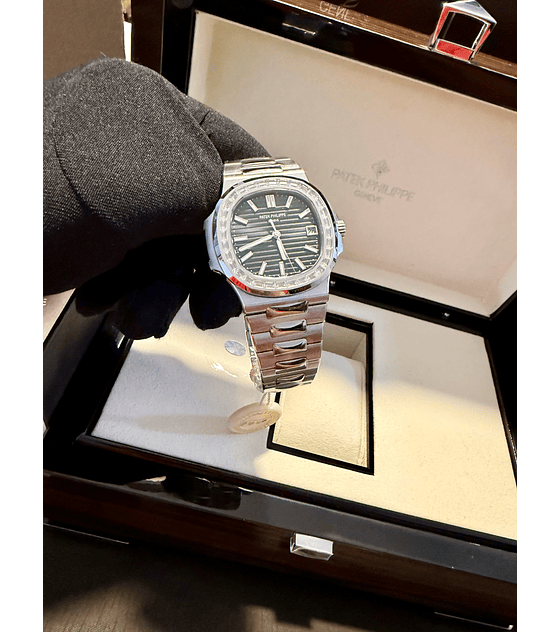 Patek Philippe Nautilus Diamonds 41mm PPF novo