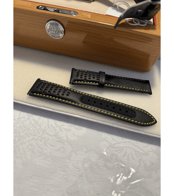 Omega Moonwatch Apollo 8 Ceramic Titanium BLS Novo