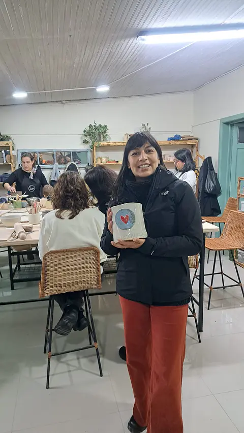 Taller Mensual de Cerámica Gres para Adultos 