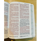 Biblia Tamaño Manual RVR60 Lila/Blanco/Ave 2