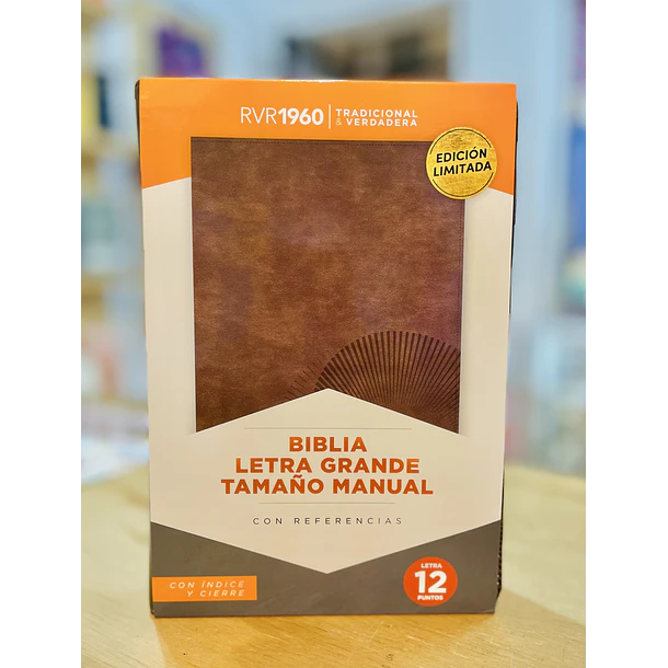Biblia Tamaño Manual Letra Grande RVR60 Con Índice y Cierre Café 1