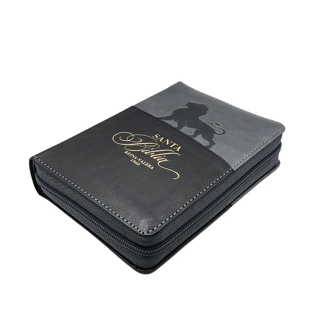 Biblia Compacta RVR60 Con Índice y Cierre León Negro/Gris 2