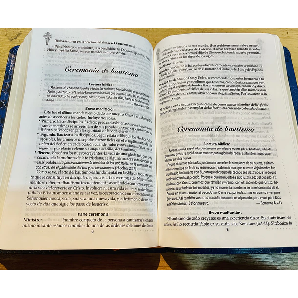 Biblia Pastoral Tamaño Manual RVR60 Azul 3