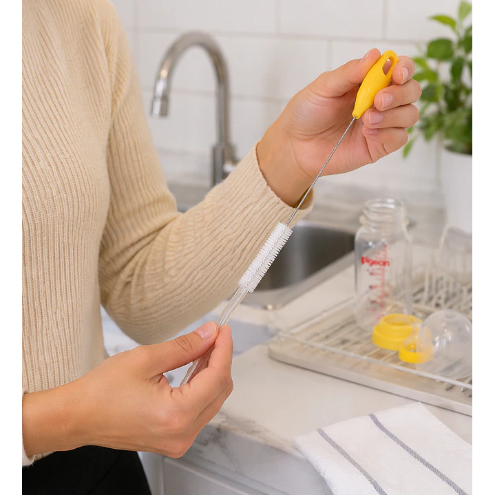 Cepillo Delgado Para Bombillas Pigeon 5