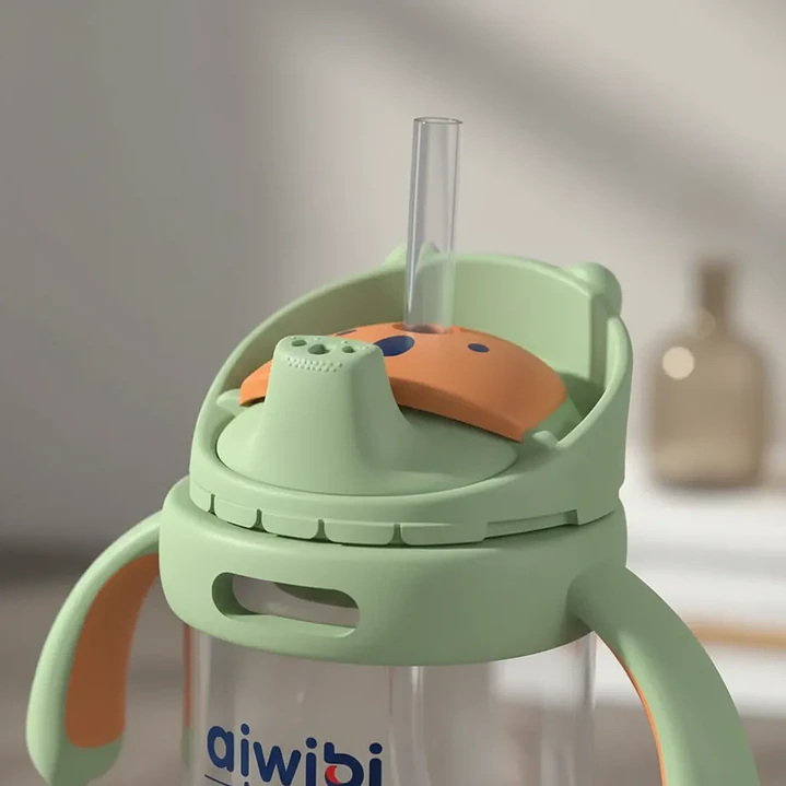 Vaso con Bombilla Aiwibi para Bebés Verde +6 Meses 300 ml 4