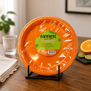 10 platos de plásticos grandes. precio por menor $1.700.- precio por mayor $1.190.-( desde 6 paquetes)
