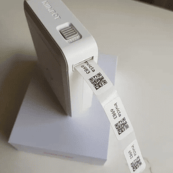 Mini impresora de etiquetas D110 (9)
