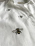 Camisa bordada abejas