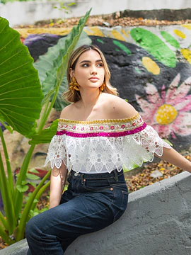 Blusa Sanjuanera Pasiflora