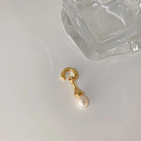 Ear Cuff com perola