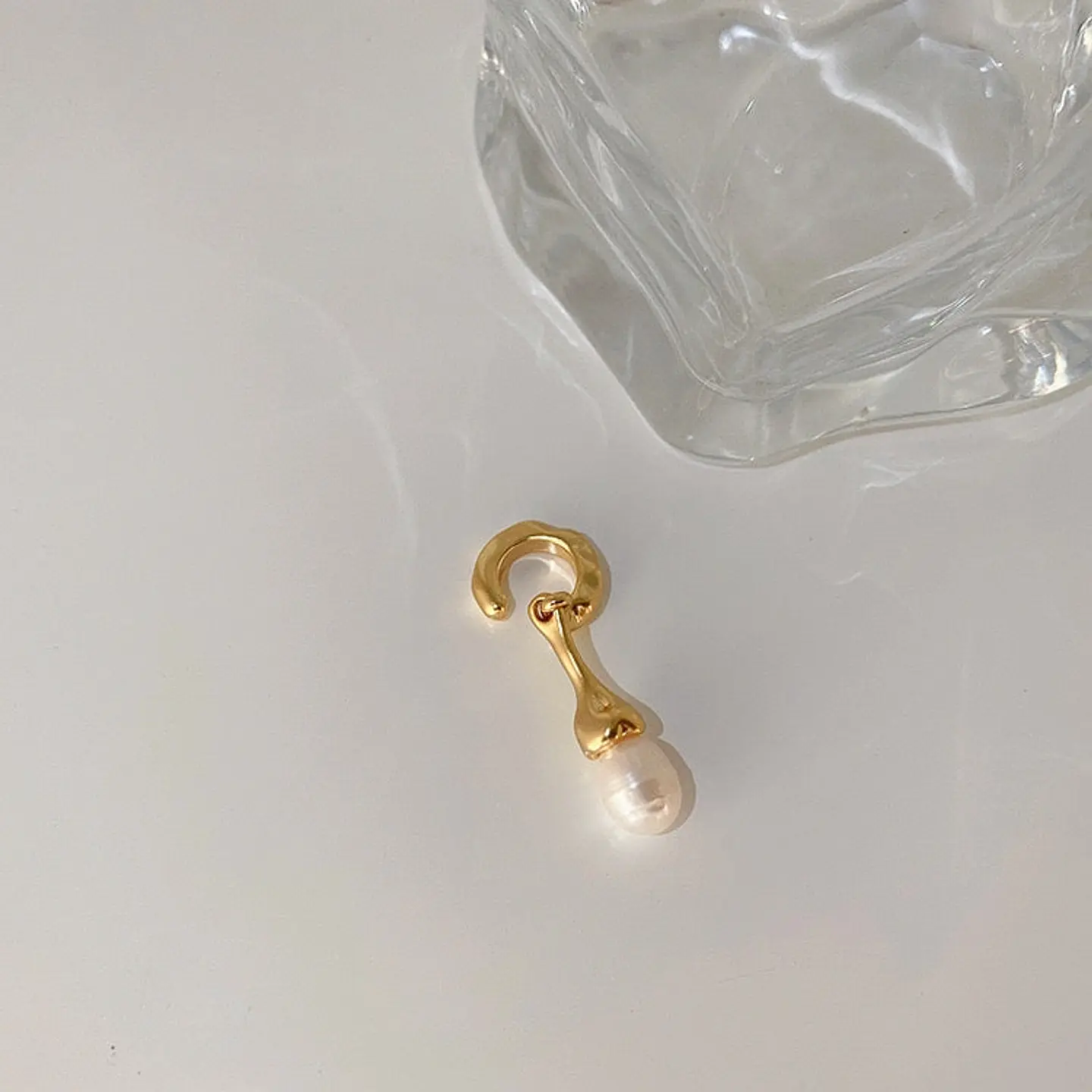 Ear Cuff com perola 1