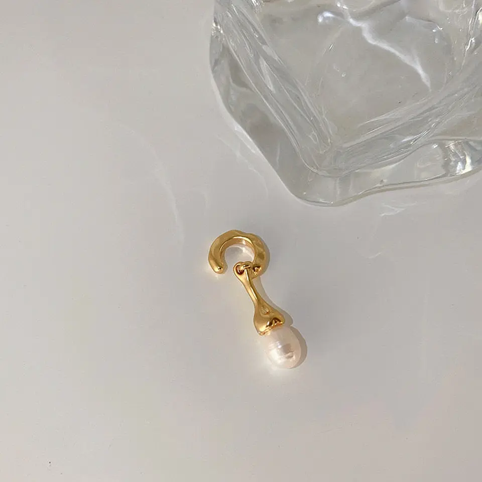 Ear Cuff com perola 1