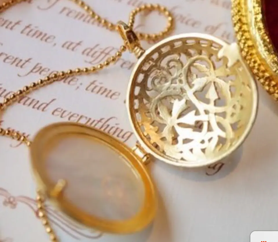 Colar de medalhão com abertura 3