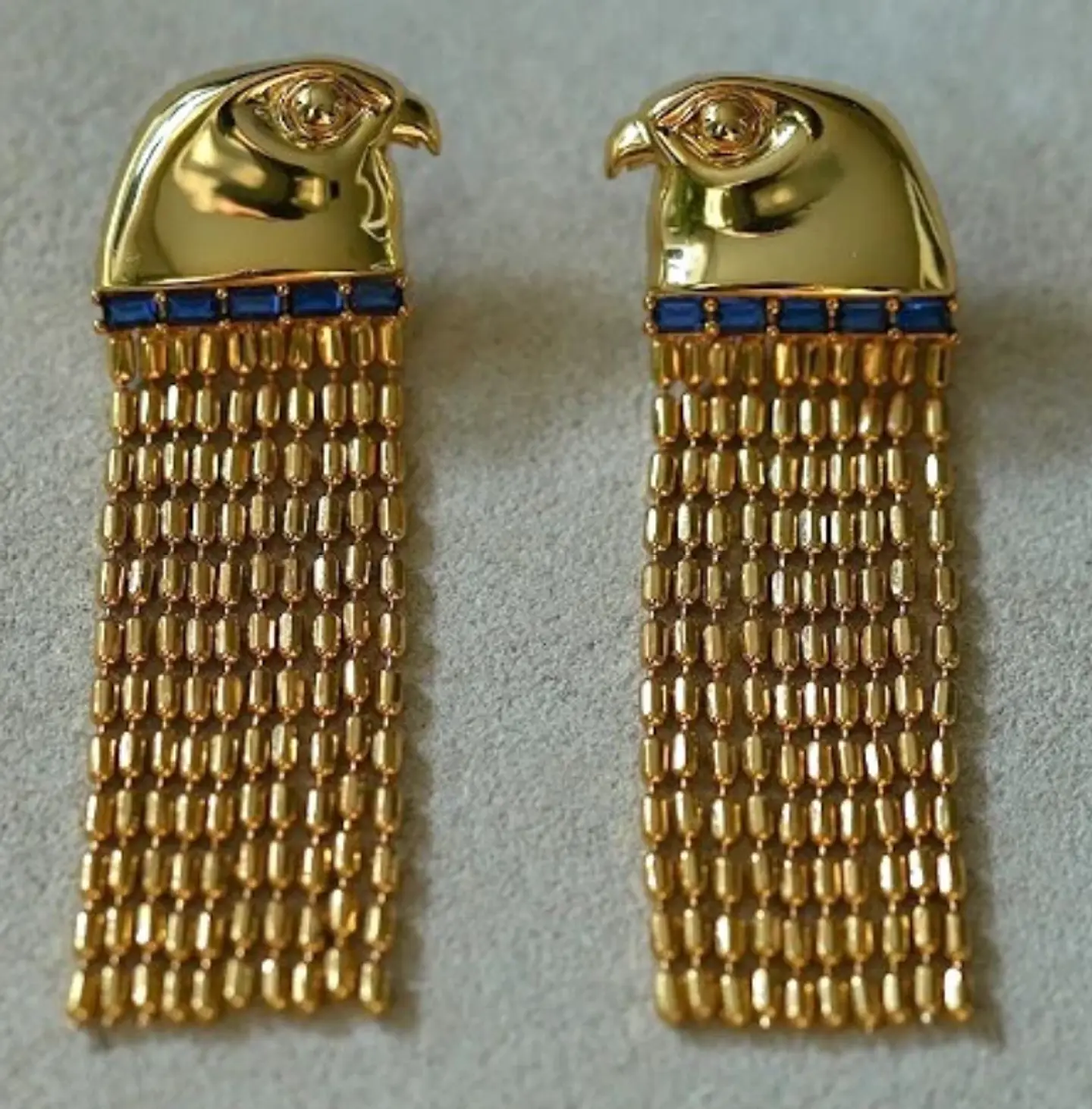 Brincos com cabeça de águia Egípcia 1