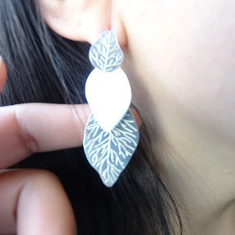 Aros De Plata 925 Hojas Con Relieve 