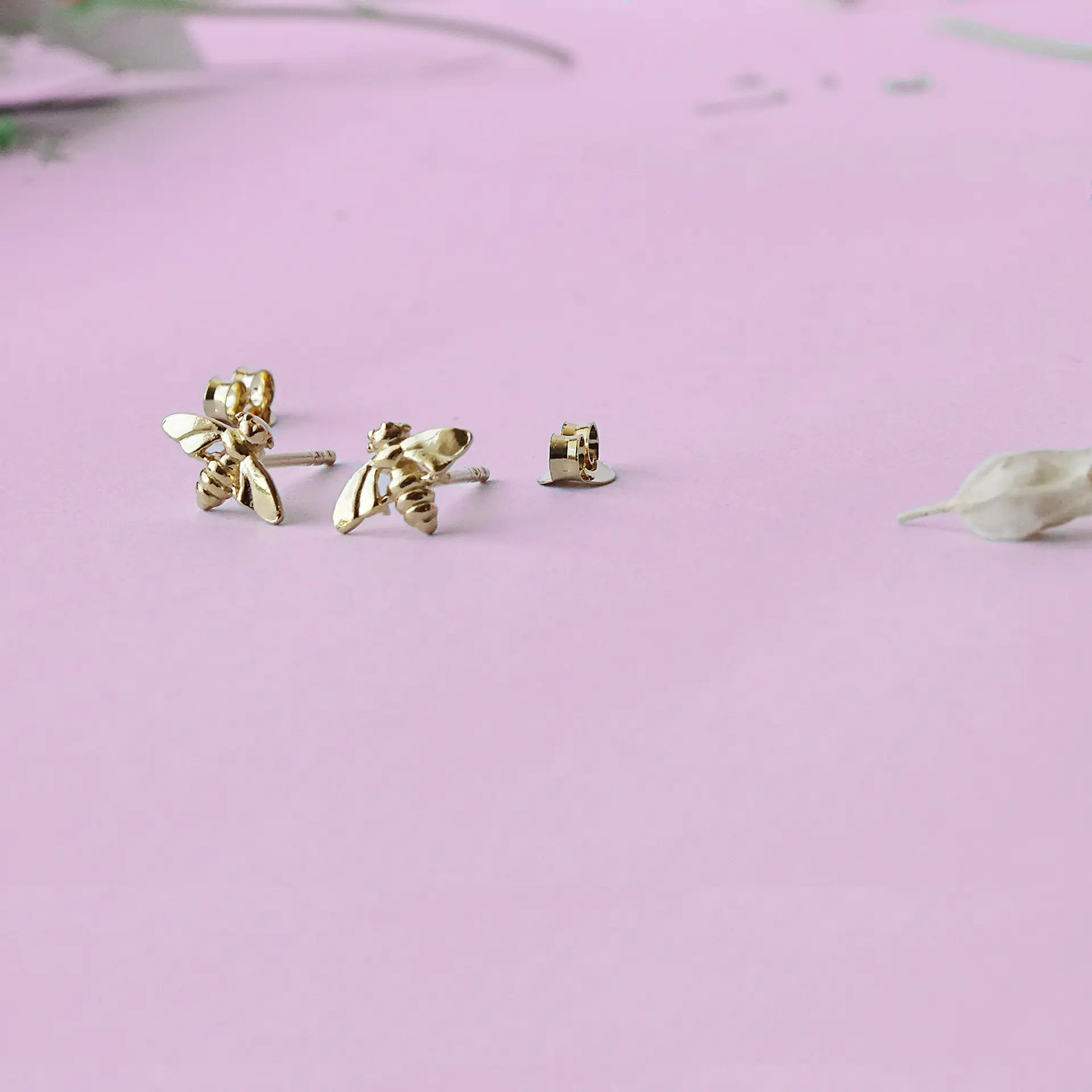 Aritos De Plata Con Baño de Oro Abejita 2