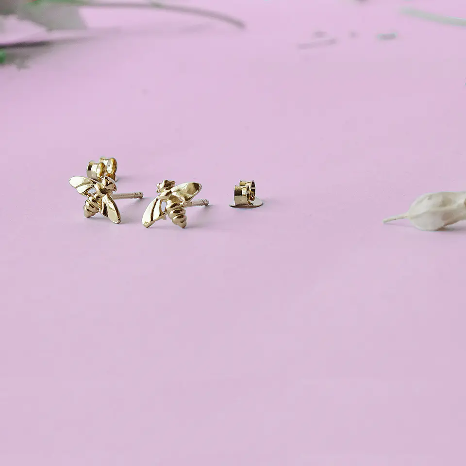 Aritos De Plata Con Baño de Oro Abejita 2