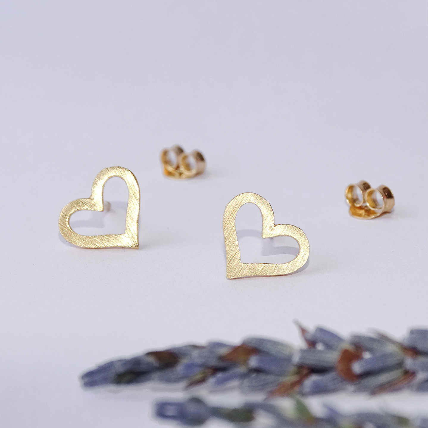 Aritos De Plata Con Baño De Oro Corazones Abiertos 4