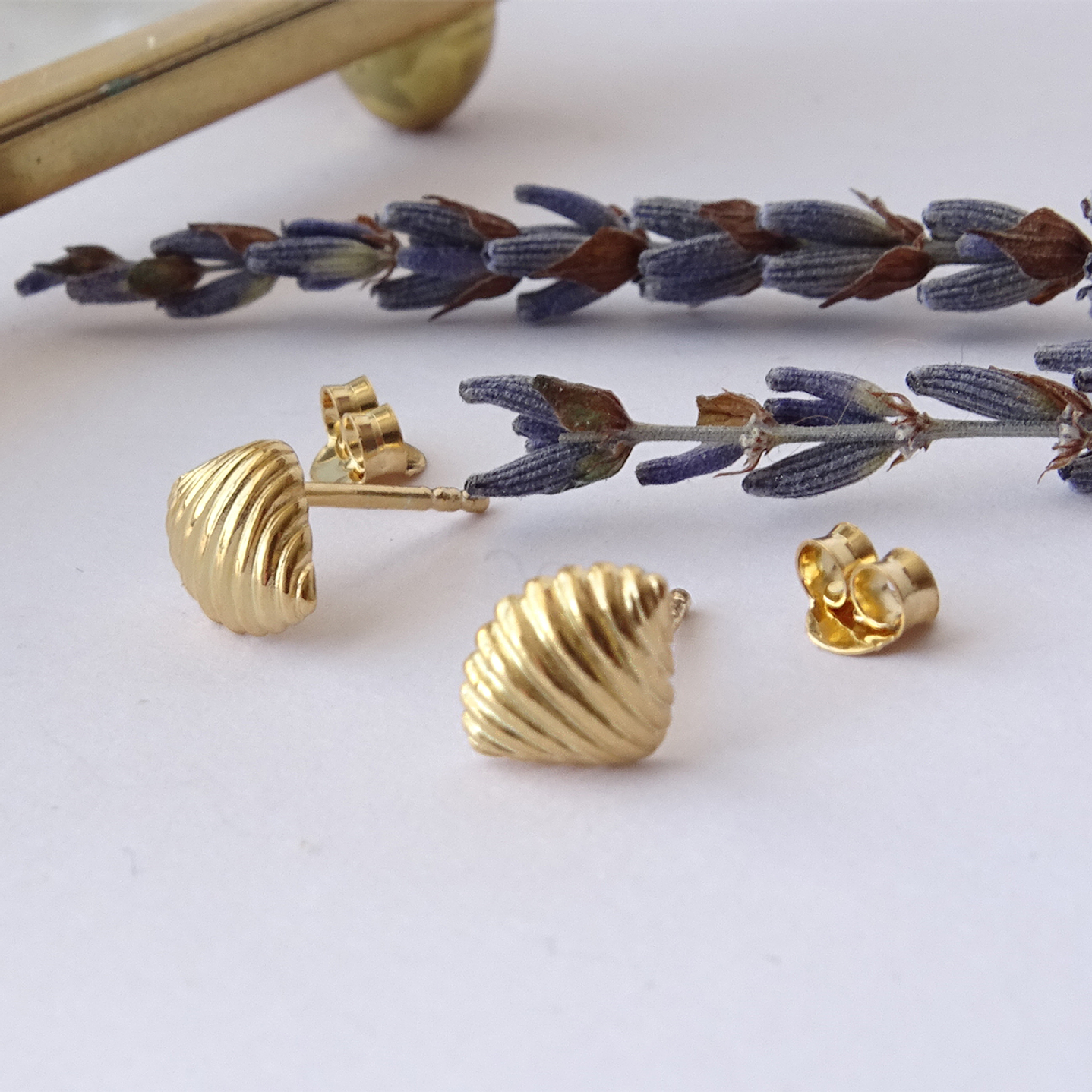 Aritos De Plata Con Baño de Oro Conchita de Mar 3