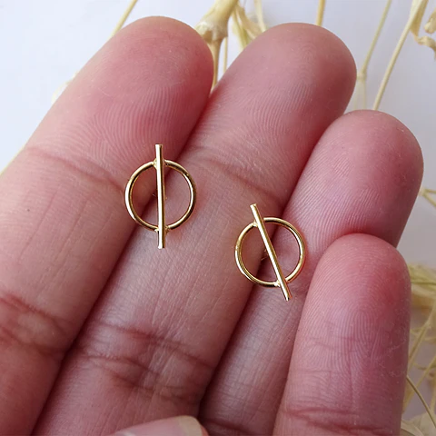 Aritos De Plata Con Baño de Oro Mini Circulo Áureo Dorado