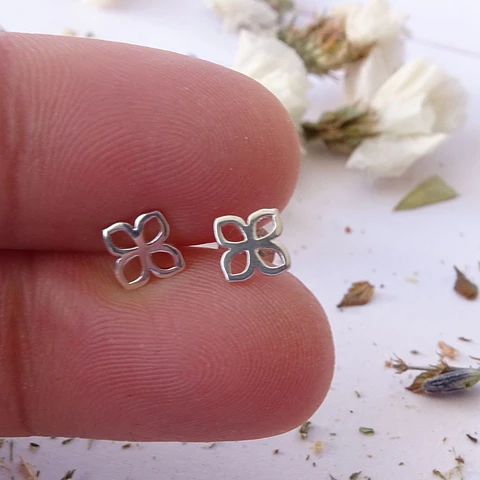 Aros Mini Trébol · Plata 925