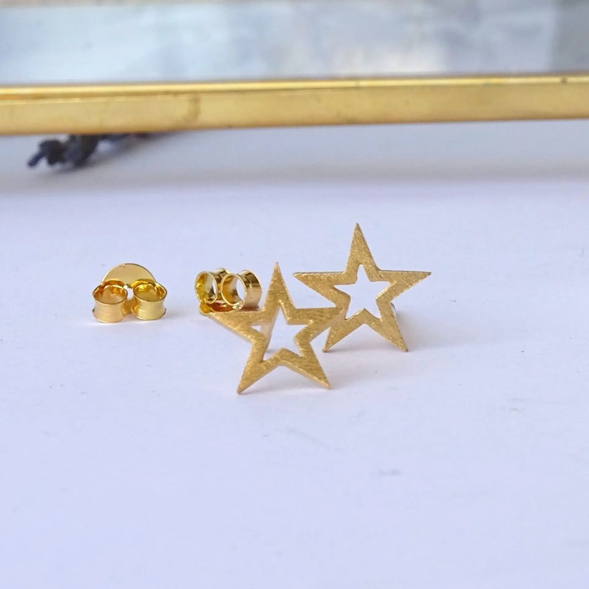 Aritos De Plata con baño de Oro Estrellas Abiertas 3