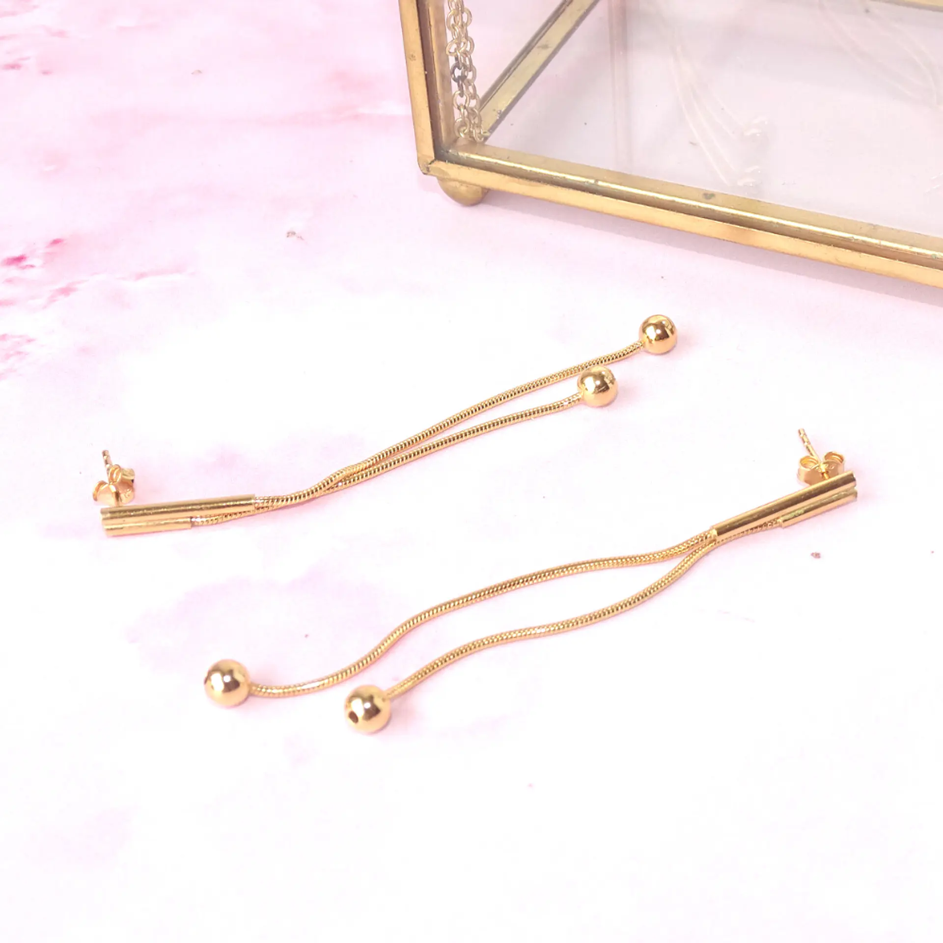 Aros De Plata Con Baño de Oro Largo con Puntos 4