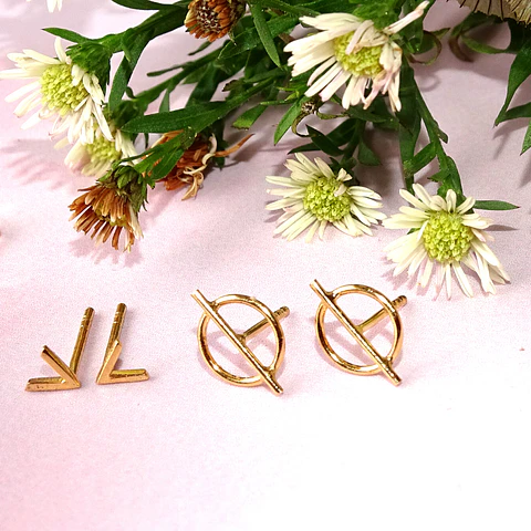   Set de Aritos De Plata Con Baño De Oro Geometrico