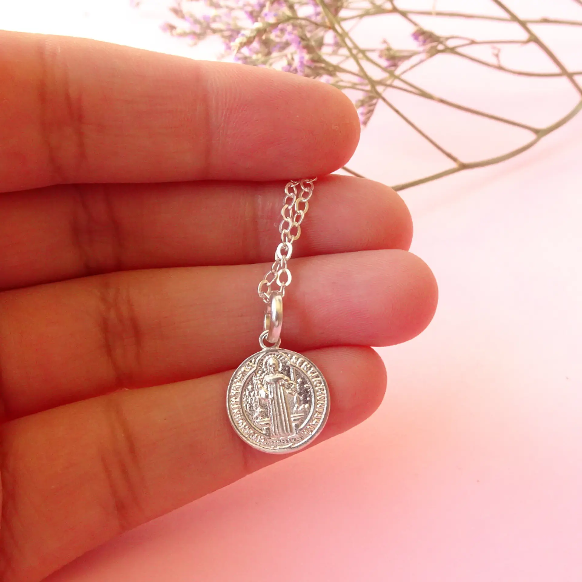 Collar Medalla San Benito Plata 925 · Cadena Rolo 4