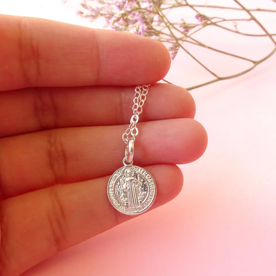 Collar Medalla San Benito Plata 925 · Cadena Rolo 4