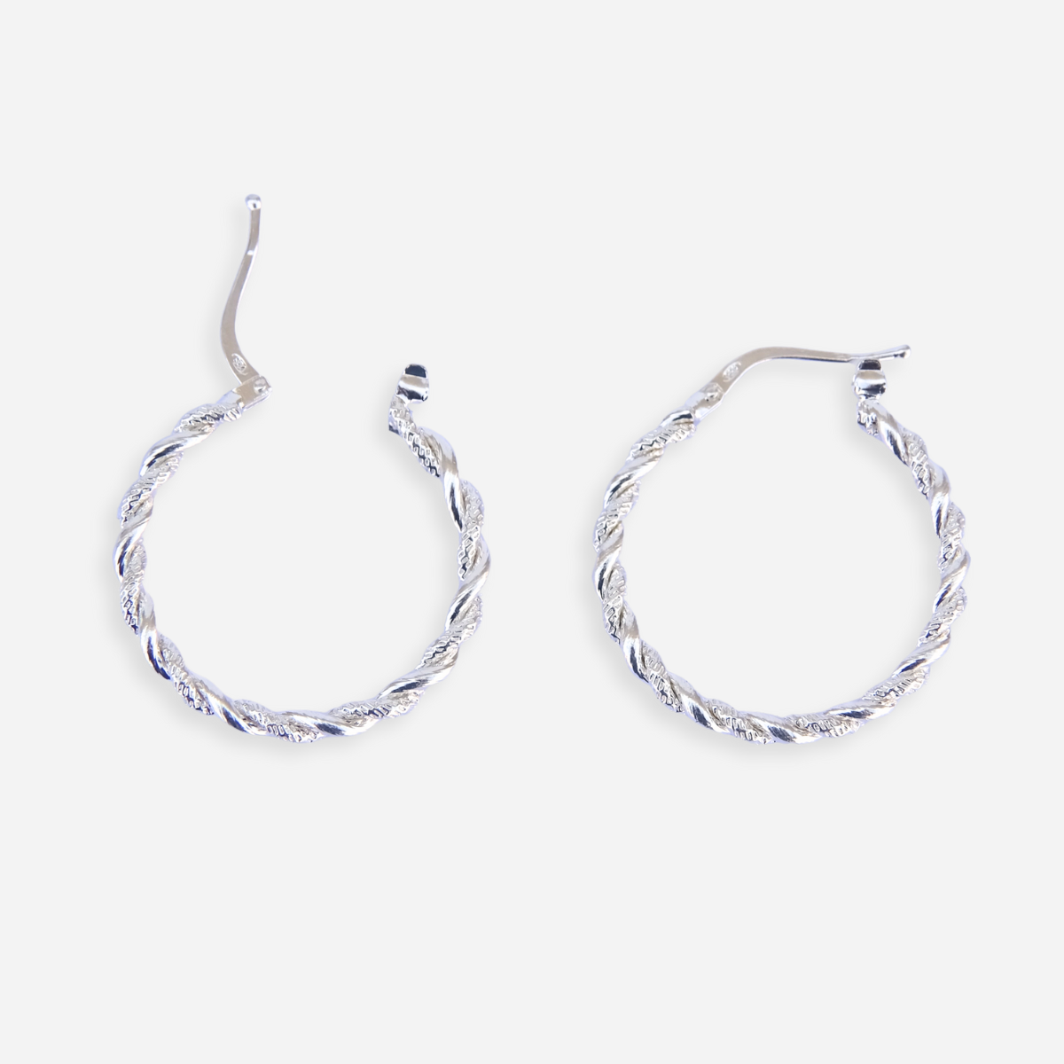 Argollas Enroscadas Plata 925 · Trenzado 25 MM