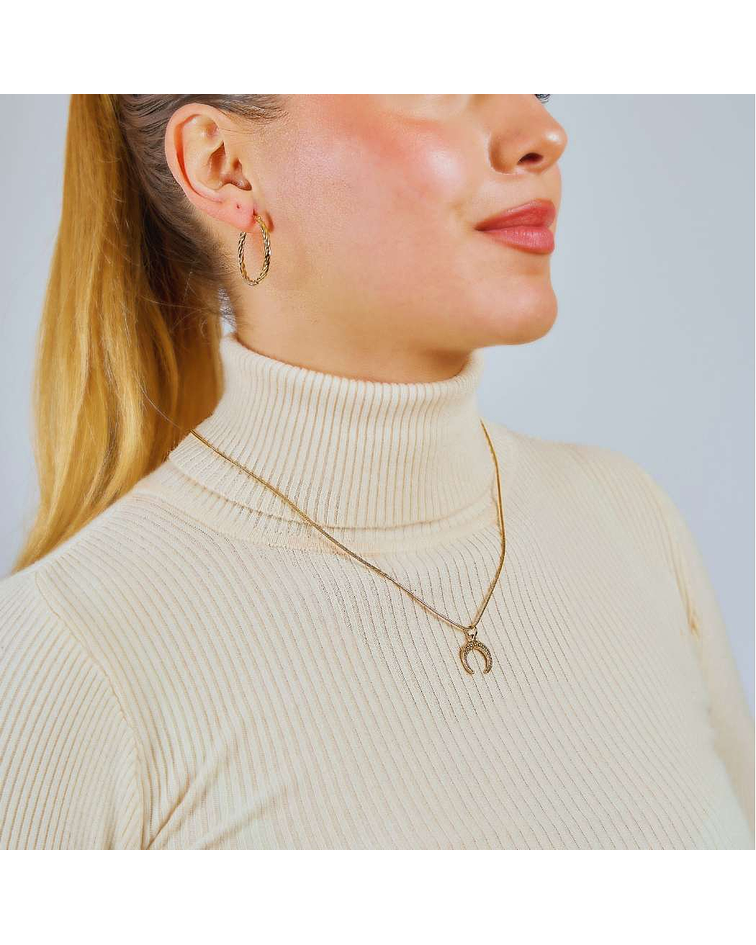 Collar De Plata Con Baño De Oro Luna Creciente