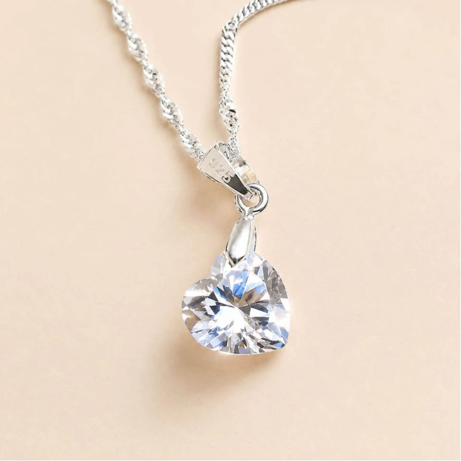 Collar Corazón Circón Cúbico Plata 925 · Cadena Singapur 4
